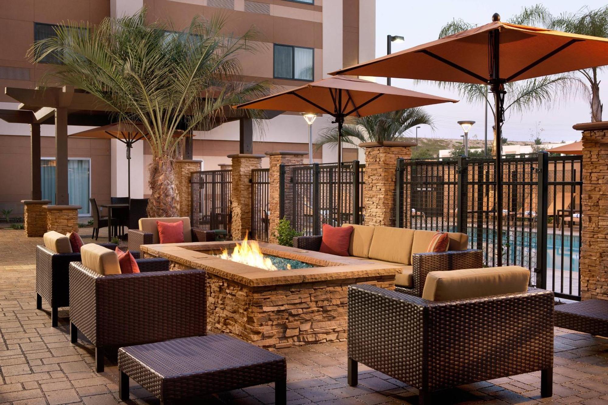 Courtyard By Marriott San Diego Oceanside Kültér fotó